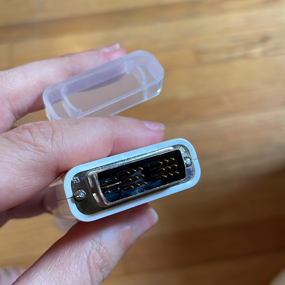 Apple Mini Display Port Adapter - Picture 4 of 4